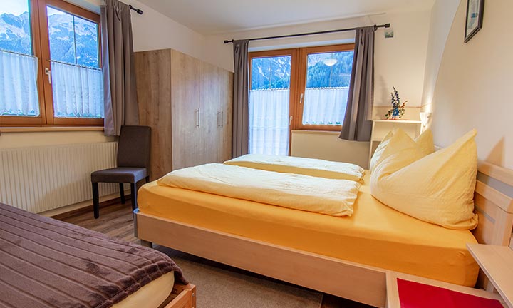 Landhaus Toni - Apartments & Ferienwohnung in Neustift im Stubaital