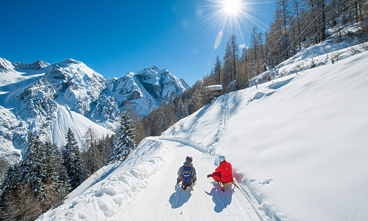 Landhaus Toni - Apartments & Ferienwohnung in Neustift im Stubaital